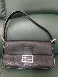 Fendi Vintage 法棍包(不面交) by post only 