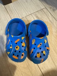 Crocs 涼鞋