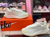 Nike Vaporwaffle x Sacai "White Gum" "Sail"