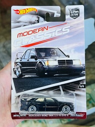 Hobby Store xe mô hình Hot Wheels Premium Modern Classics Mercedes Benz 190E Đen