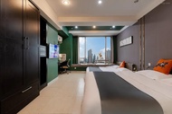 58sqm Studio · 300m Metro ·1.5km to Kuanzhai Alley