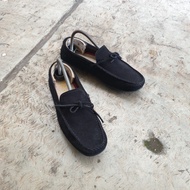 SEPATU TODS LOAFERS BLCK SECOND ORIGINAL