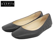 二手 Jimmy Choo 皮革平底鞋，側面有品牌標誌，黑色，尺寸 36，764391。