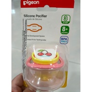 Pigeon silicon pacifier step 3 (8months +)