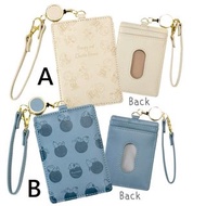 Snoopy 日版 壓花 伸縮帶 卡套 各售 $159/個 (米色 SPZ-3360 / 藍色 SPZ-3361)