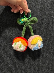 全新 cry baby 車厘子 手工 編織公仔 鎖匙扣