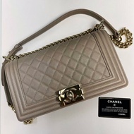 Chanel- Boy Chanel 25cm caviar (駝色金扣)