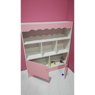 ROAM Children Book Shelf Rak Buku Kabinet 2 Pintu Storage Cabinet Almari Buku Kayu Pink White Blue Color Utility Shelf