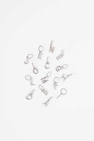 Alphabet Charms (Handmade จัดส่งใน 7-10 วัน) (OPTION)