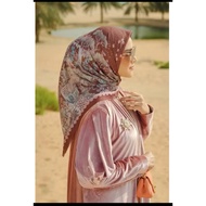 Buttonscarves Al Qasr Series Saffron (345)