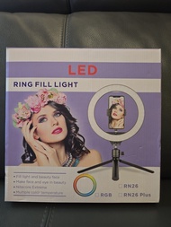 LED 補光燈連手機夾及三腳架