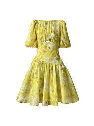 Alisa.sonya เดรส (อีกหนึ่งขนาดเลือก) ผู้หญิงชุดลำลองลายดอกไม้รอบคอพัฟแขนสั้นสไตล์เกาหลีผู้หญิง MIDI 