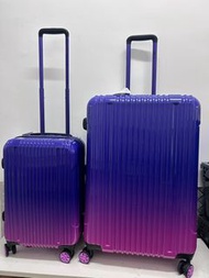 ifly 漸變紫20 吋可擴展行李箱 $400 及29 吋行李箱$600；ifly 20 inch luggage  $400 及29 inch expandable  luggage $600