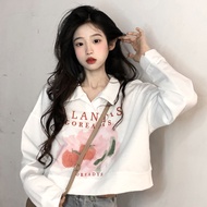 White polo collar short sweater over3e5x9st7j3my20251027