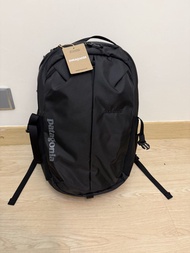 Patagonia Refugio Daypack 26L Black Backpack