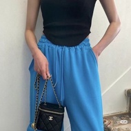 CHANEL 黑金羊皮足球肩背斜背化妝盒子包10*9*7 9新 配件塵袋