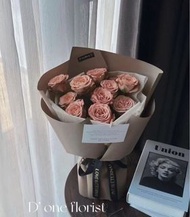 卡布奇諾玫瑰鮮花花束