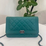 Chanel • Le Boy 湖水綠羊皮銀釦 Woc 鏈條包