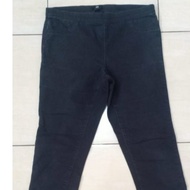 WOMEN'S SOFT JEANS H & M BLACK PRELOVED