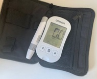 全新血糖機 連試紙（100片）及採血針（100支）(日本品牌omron)