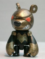 [Q樂蛋] Toy2R 暴力熊 2吋盒裝 Knuckle Bear Qee 536 Gold Iron by Touma