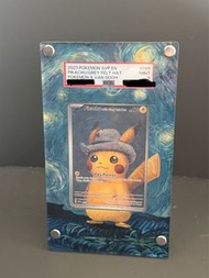 極巨收藏價值 Psa9 梵高比卡超連展示架 2023 POKEMON SVP EN PIKACHU/GREY FELT HAT POKEMON X VAN GOGH