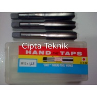 Hand tap SKC M12 x 1.25 Handtap SKC M12x1.25 Thread Tap Bolt Hole M12 pitch 1.25