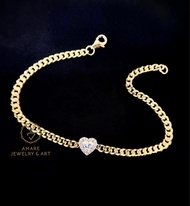 新品nice！GIA Diamond Bracelet💎！ 古巴鍊設計簡約又Sweet鑽石手鏈！ 浪漫超閃心型💖白鑽✨💎 極高色GIA E色32份主鑽，副鑽10份💠 有型古巴風手鍊更加有質感！ 18K