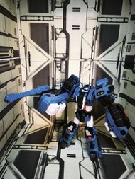 托寶戰士 重裝鈦克 犀牛坦克Tobot V Tank Guy