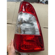 Toyota Innova 2012 2013 2014 2015 tail lights are durable and beautiful Lampu Belakang Kereta Lampu 