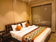 Qotel Signature Coleman Janakpuri