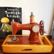 1960年 蘇聯時期古董小縫紉機