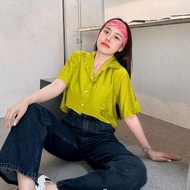 KNN601 เสื้อครอป เชิ้ตคอปกแขนสั้นผ้าพื้นสวยทุกสี ดีเทลติดกระดุมจริงตามสีเสื้อ  ด้านหน้าสั้น หลังยาว 