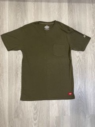 Dickies 軍綠 口袋素T