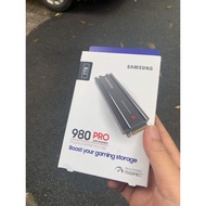 Samsung 980 Pro 1Tb M2-PCIe 2280 Gen4x4 SSD Hard Drive - Heatsink (600TBW)