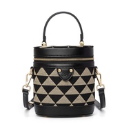En-ji Gyojin Handbag - Black