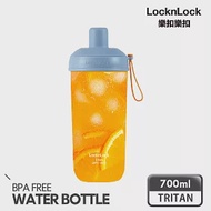 【樂扣樂扣】嚼對搖搖吸管杯700ml 雲朵乳酪藍 (手搖杯/隨行杯/環保杯)