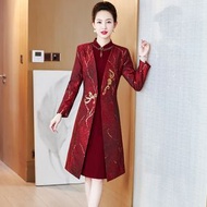 秋冬新款媽媽禮服風衣套裝高貴喜婆婆丈母娘婚宴禮服兩件套連身裙
