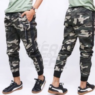 Men's army camouflage jogger pants / Elegant army men's jogger pants