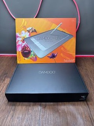 Wacom Bamboo Fun Pen & Touch CTH-661 SO-F 電腦繪圖板 - 銀