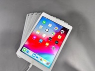 iPad Air 1 插卡4G  64GB 香港行完美靚機靚電池鋪頭開單保障全原裝正品可以放心購買可以放心使用無維修過無任何暗毛病有店保3個月加8日質量包退保障可以使用消費組合式付款有同事派送服務派送都可以任意使用移動付款方式你都可以使用lalamove或者SF派送