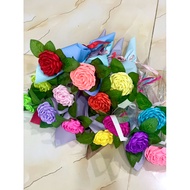 Bundle of 1 rose cone with crepe paper