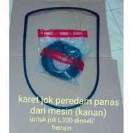 KARET JOK L300(kanan) DIESEL/BENSIN. karet jok penahan panas mesin