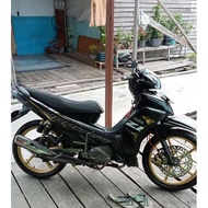 YAMAHA JUPITER Z1 BLACK GOLD SERIES STICKER STRIPING