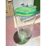 ((Second-Hand) Airtight Cans Medieval Consignment Store