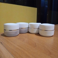 Sakura Cream Pot 12.5 grams pp Pot/ 12.5 grams Silver List