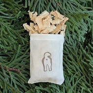 天然車上空氣清新劑 森林浴般的香氣 舒緩駕駛疲勞。青森慢流浹