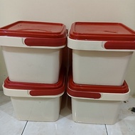 CHOCOLATE BUCKET 5kg used bucket, bait bucket, fish bucket tong air baldi