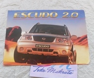 lembaran brosur iklan mobil Suzuki ESCUDO 2.0 jadul lawas lama