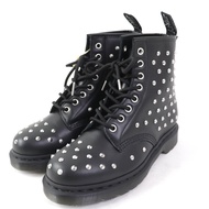 全新未使用Dr.Martens Martens 27040001 1460 STUD 黑色銀色鉚釘八孔繫帶皮短靴，英國尺寸 5，附鞋盒。女款。